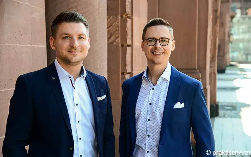 praktischArzt Geschäftsführer Timo Krasko und Michael Schmitt